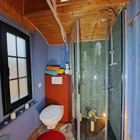 Holiday home Tiny Haus # Sternenblick # Sauna # Wild & Heiss *